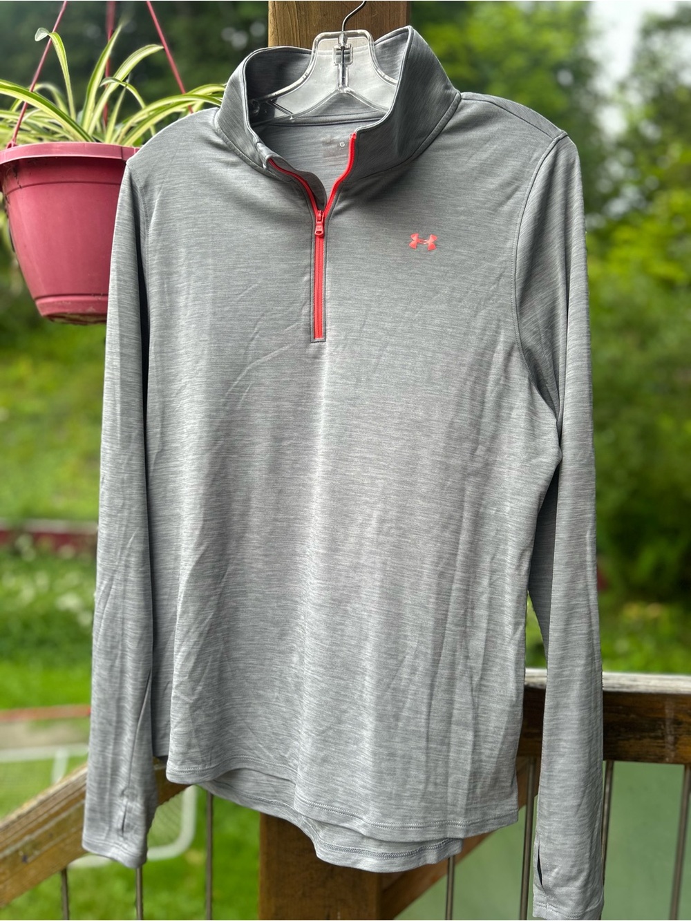 Under Armour Women’s Quarter-Zip Pullover with Coral Accent • XL